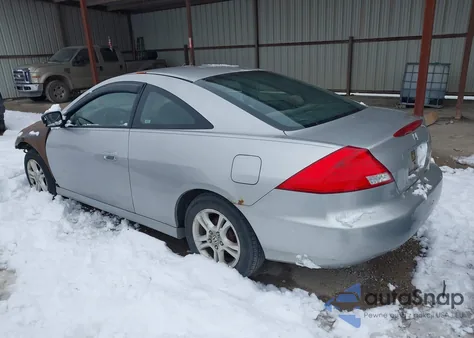 2006 Honda Accord 2.4 Lx z USA, uszkodzony, nr VIN 1HGCM71336A022162